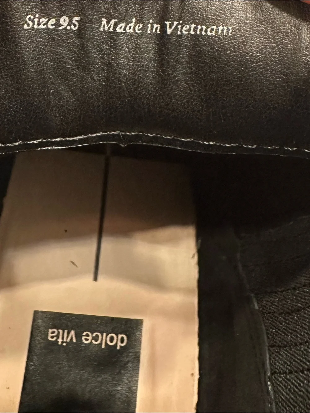 Dolce Vita Black Leather Ankle Chelsea Boots Platform Lug Sole  Size 9.5